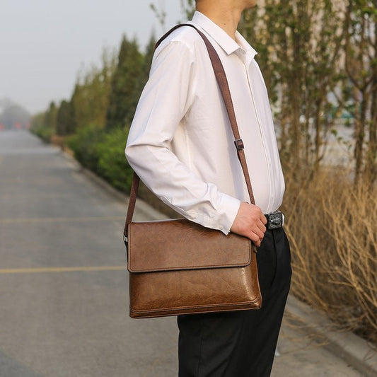 Leather Laptop Bag – Men’s