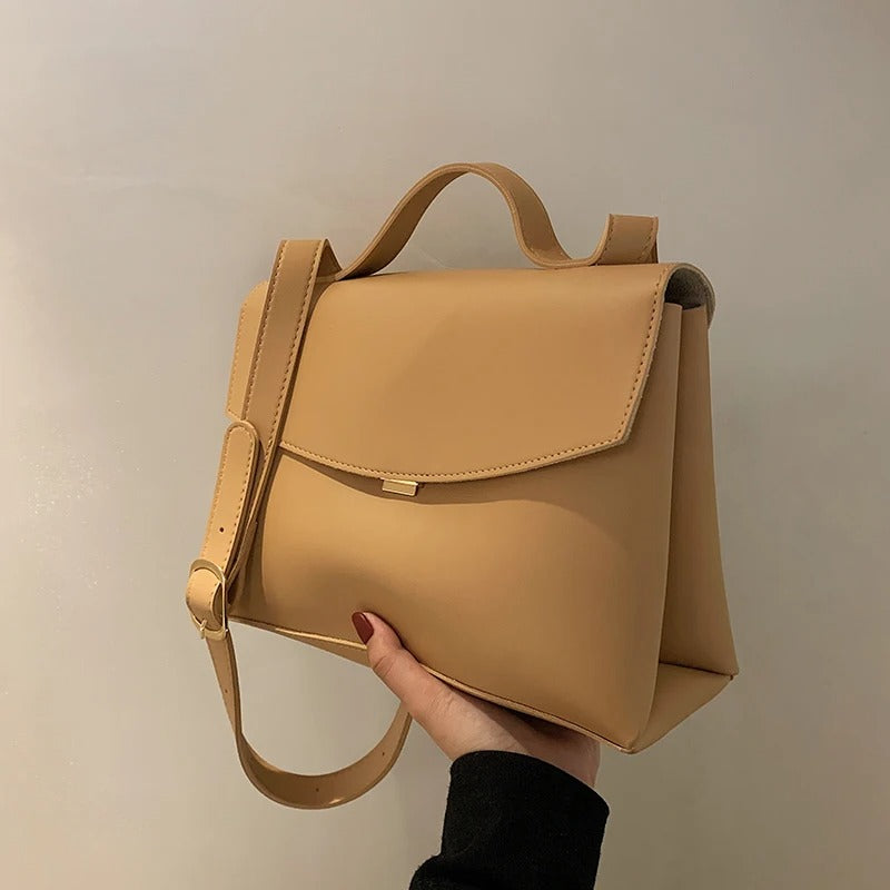 Leather Messenger Handbag (Women’s)