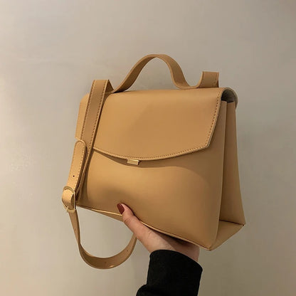 Leather Messenger Handbag (Women’s)