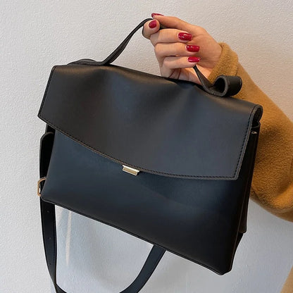 Leather Messenger Handbag (Women’s)